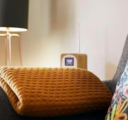 アパート Seaside View - Sunny Bright Two Bedroom - Lift Inside