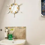 Seaside View - Sunny Bright Two Bedroom - Lift Inside Filey